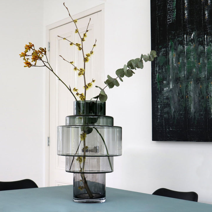 Kasai Grey vaas – Mondgeblazen dik grijs glas Ø23/33 x H35/50 cm