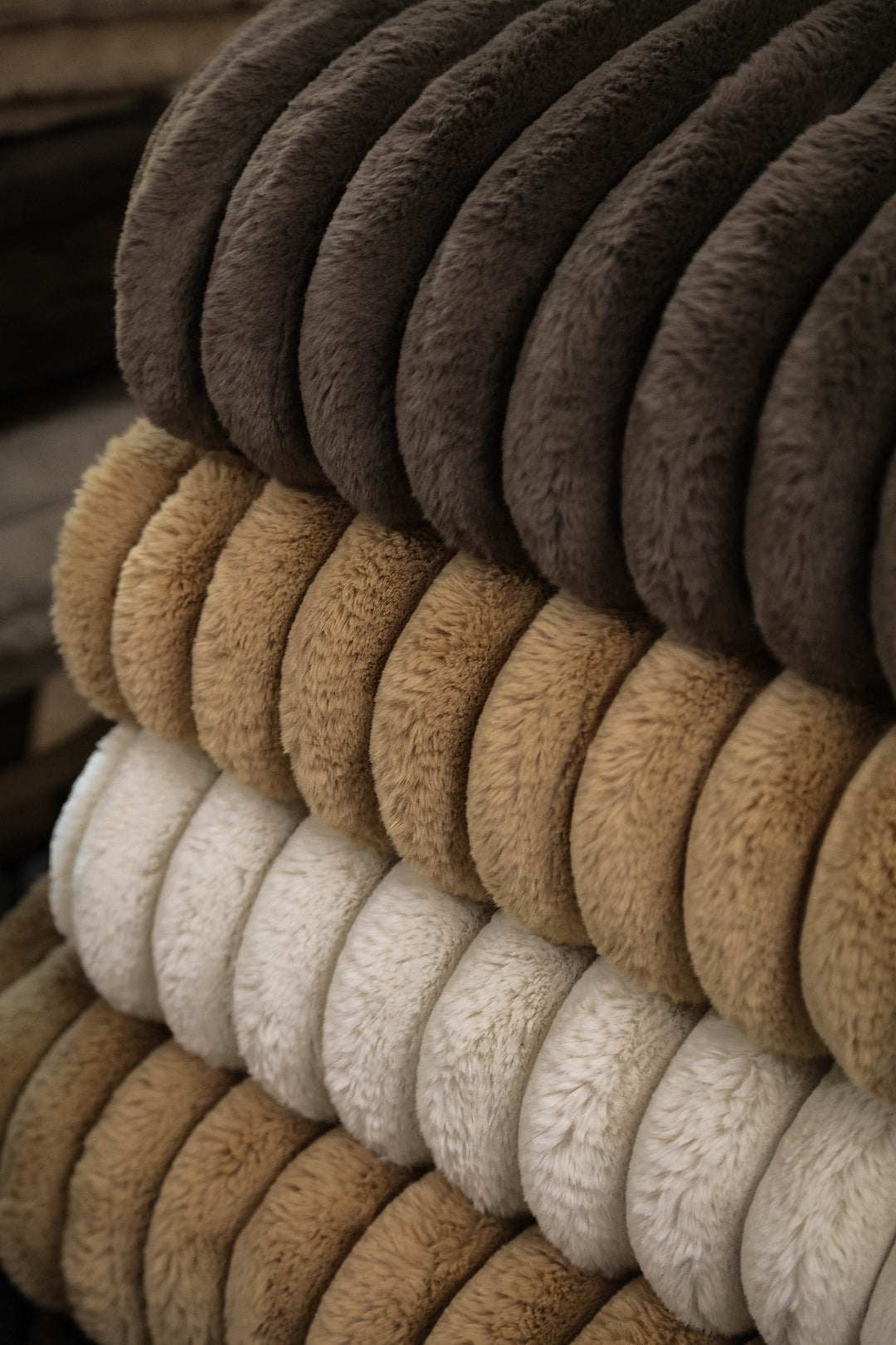 Hadi Brown Ribbed Fake Fur Plaid Large