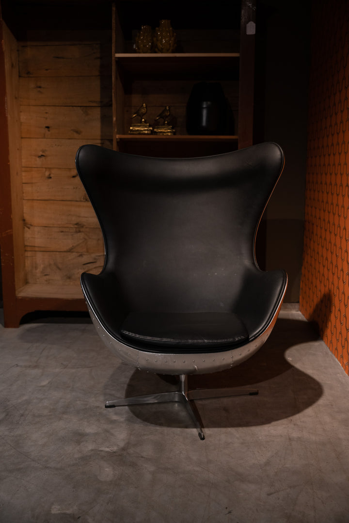 Aviator Egg Chair -  Draaifauteuil - Replica -zgan