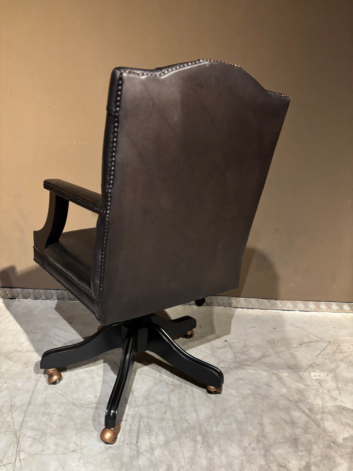 Chesterfield President Chair Nieuwstaat