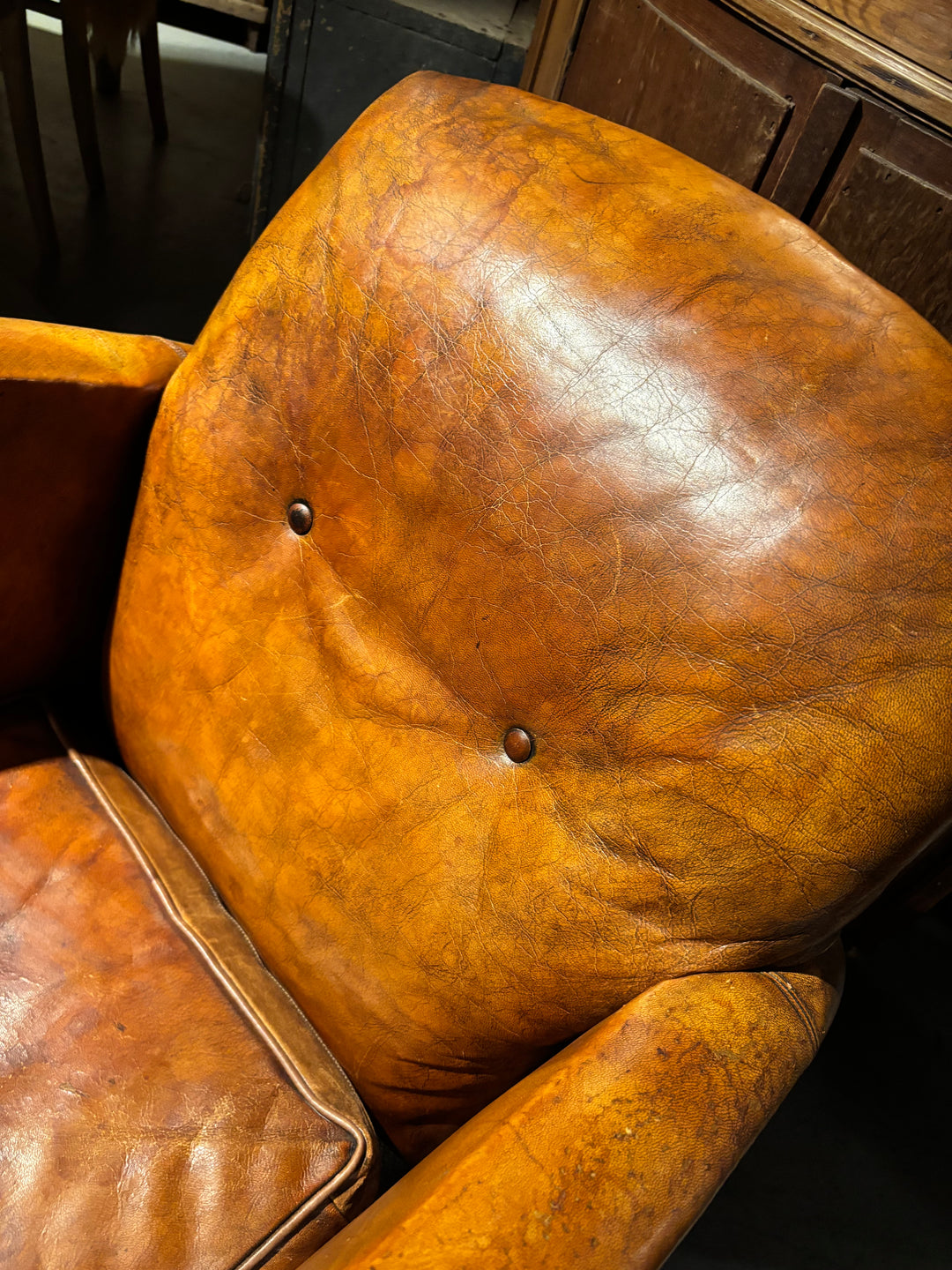 Antieke Schapenleren Ocl fauteuil