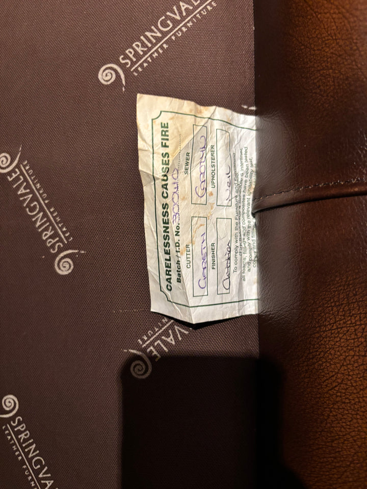 Engelse Chesterfield Springvale Bank Nieuwstaat