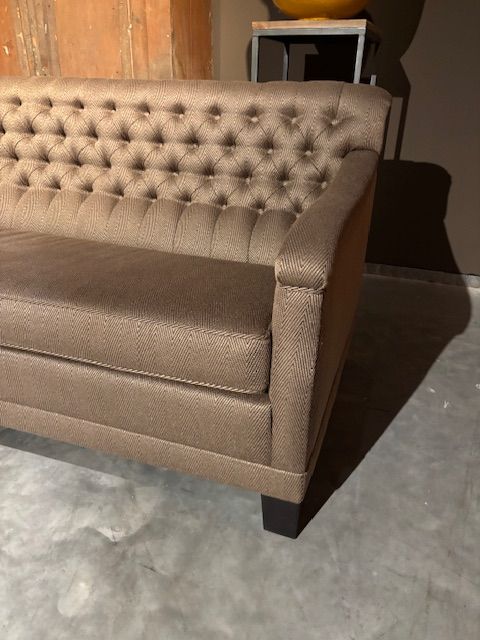 Chesterfield Style 4 zits Bank Nieuwstaat