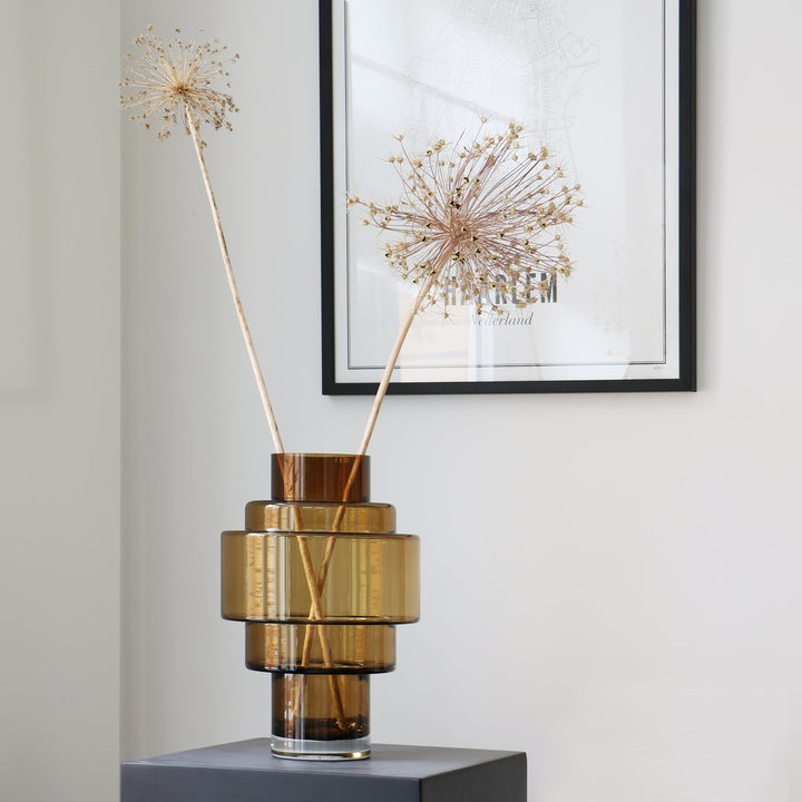 Kasai cognac vaas – mondgeblazen glazen vaas in bruin glas – decoratieve eyecatcher in 2 maten