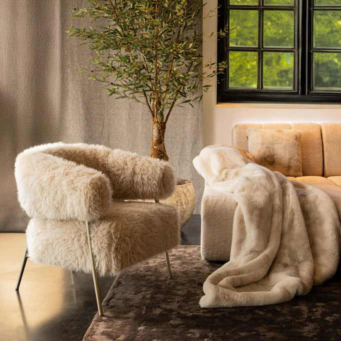 Hair Cream fauteuil met GRATIS Linde  Beige plaid t.w.v.€184 in Cadeaubox  150x200