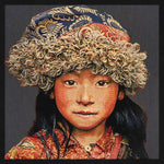 Tibetan Child Blue – Gobelin Wanddecoratie Met Lijst | Luxe Geweven Kunstwerk
