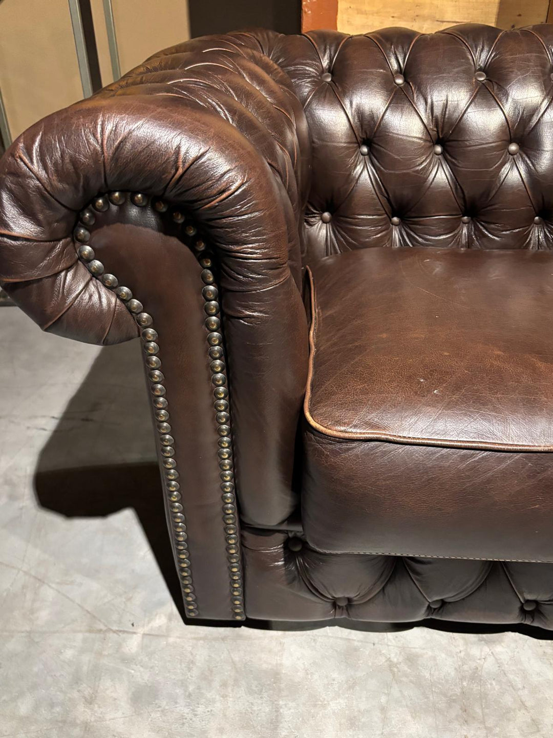 Chesterfield Bank - Bruin gevlamd - 200 cm- GEBRUIKT
