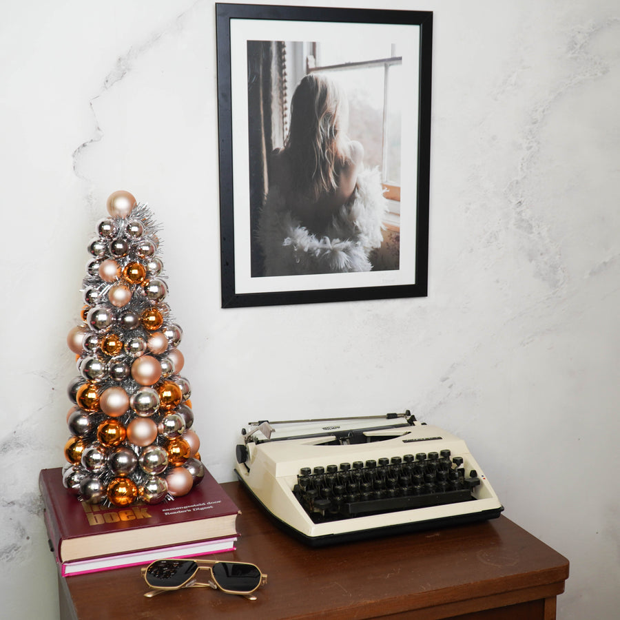 Kerstboompje van Kerstballen Taupe & Oranje – 41 cm