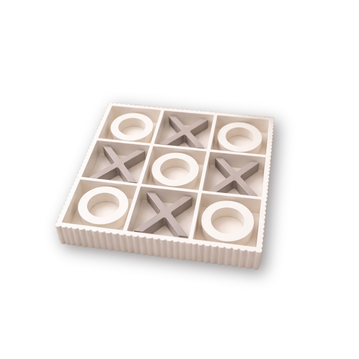 Boter-Kaas-en-Eieren Spel – MDF – Zand/Taupe – 33 × 33 cm