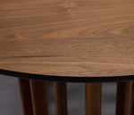 Kolompoot van de ronde walnoot eettafel Dutchbone Barlet