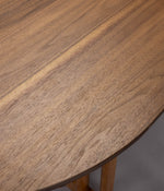 Onderstel van de uitschuifbare ovale walnoot eettafel Dutchbone Barlet