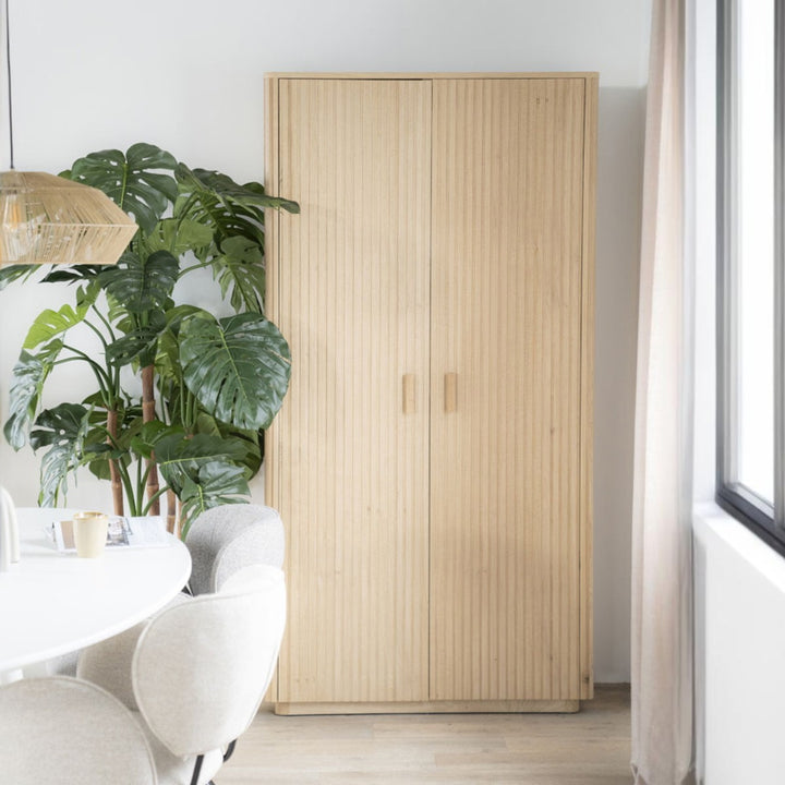 Kabinet Rosenborg – eikenhout & eikenfineer naturel