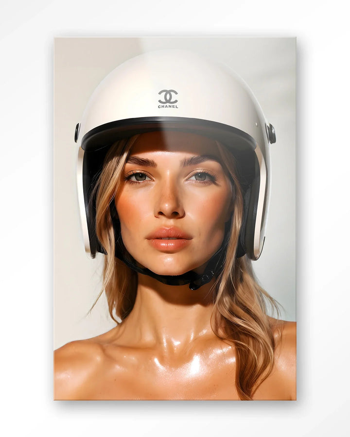 Chanel Helmet - Moderne Wanddecoratie | Artprint, Glass Art & Wandkleed
