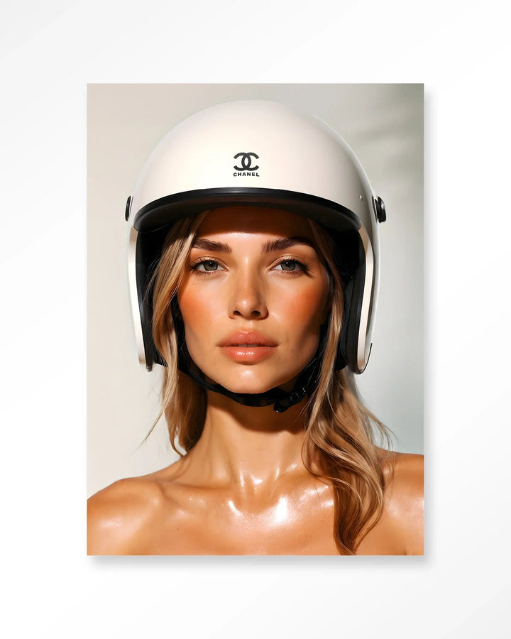 Chanel Helmet - Moderne Wanddecoratie | Artprint, Glass Art & Wandkleed