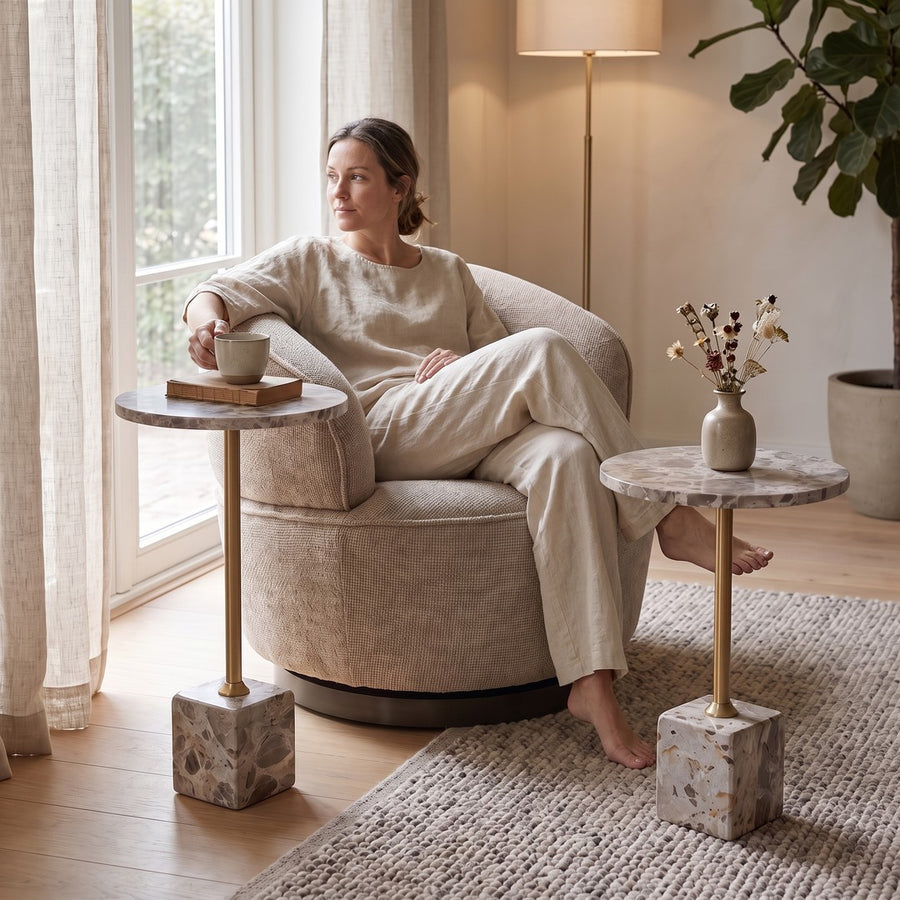 Filou Draaifauteuil Beige met GRATIS Marmeren Bijzettafel – Woonmaand