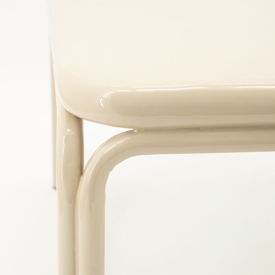 Salontafel Zilo beige schuin van voren
