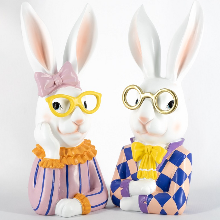 Paasornament haas met bril – kleurrijk decoratiebeeld