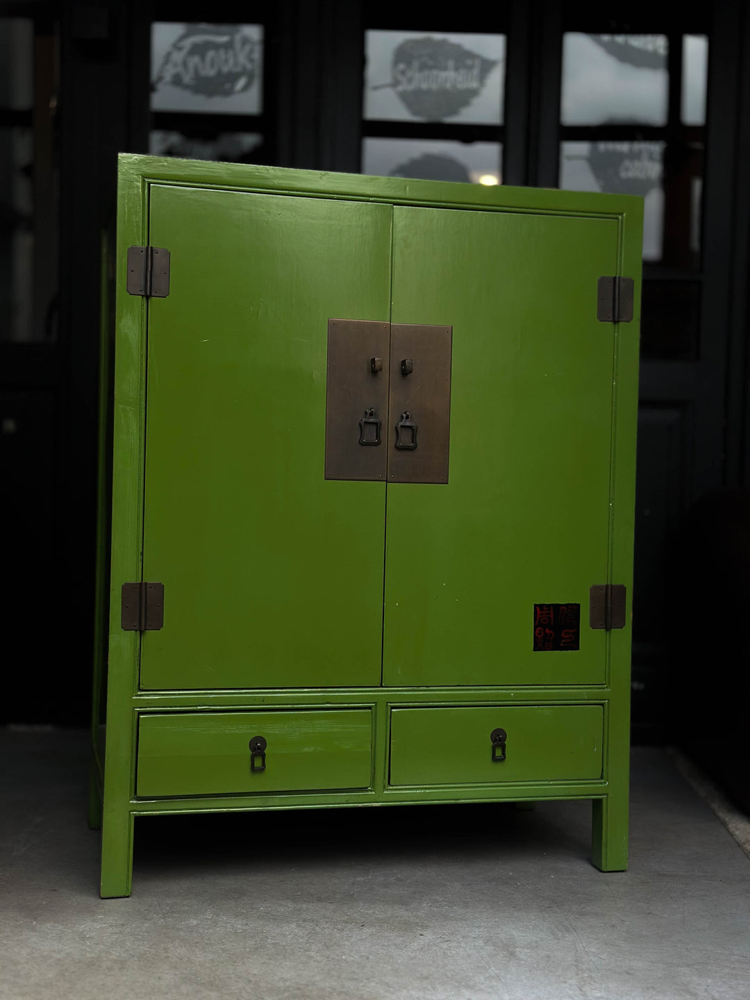 Vintage groene chinese kast