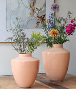 Tugela Peach vaas – Handgemaakte pastelvaas van glas Ø24,5–28 cm