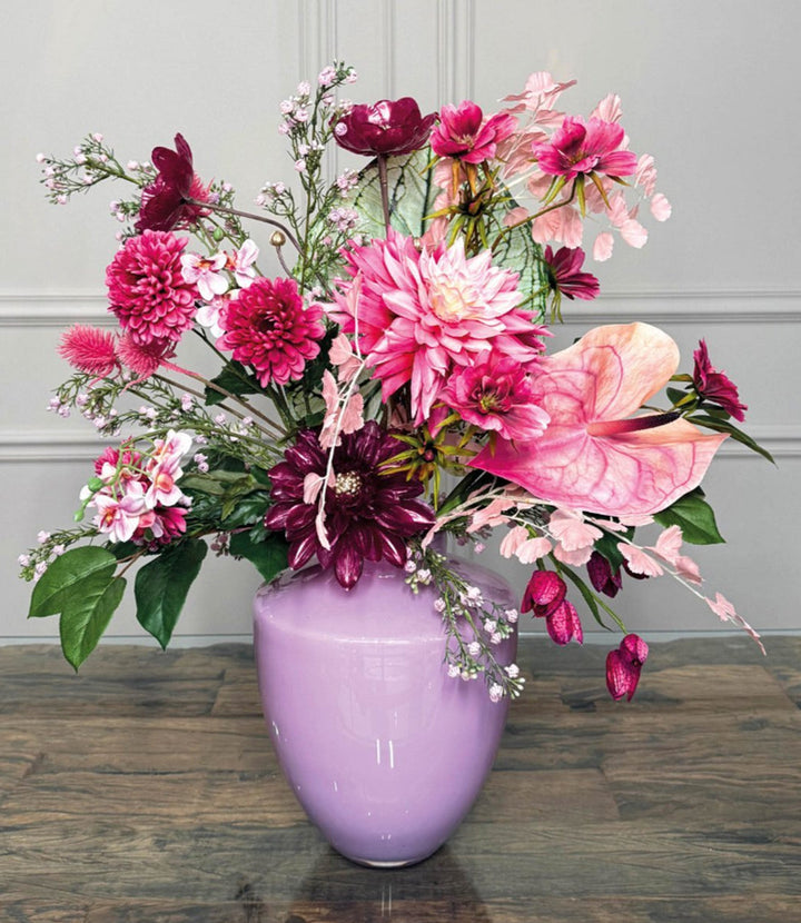 Tugela Light Pink Vaas – Mondgeblazen Glasvaas in Roze – Tijdloze Elegantie voor Je Interieur