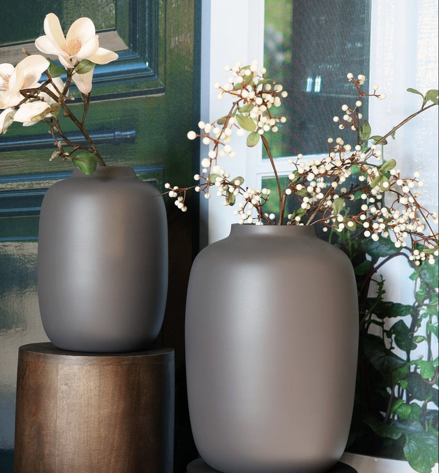 Artic Matte Earth vaas – Mondgeblazen design in grijs-bruin Ø21/25xH29/35