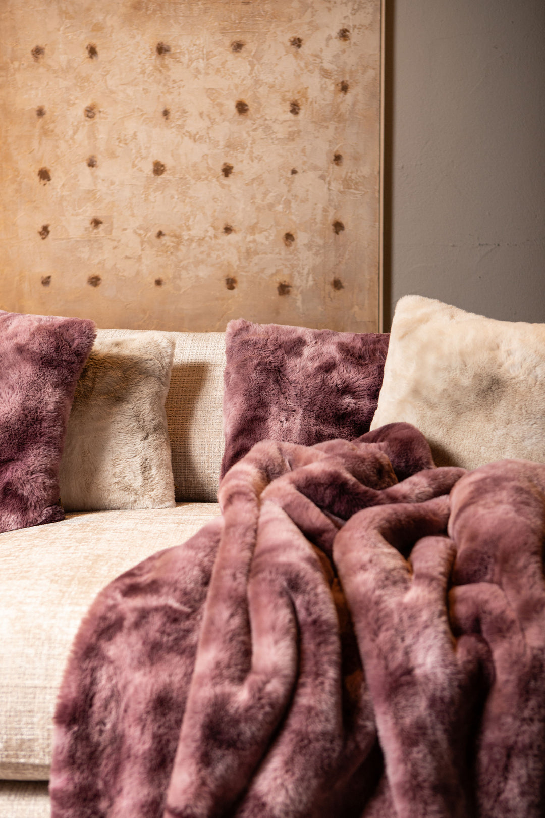 PTMD Linde Kussen – Burgundy Faux Fur – Rechthoek 30x50 cm