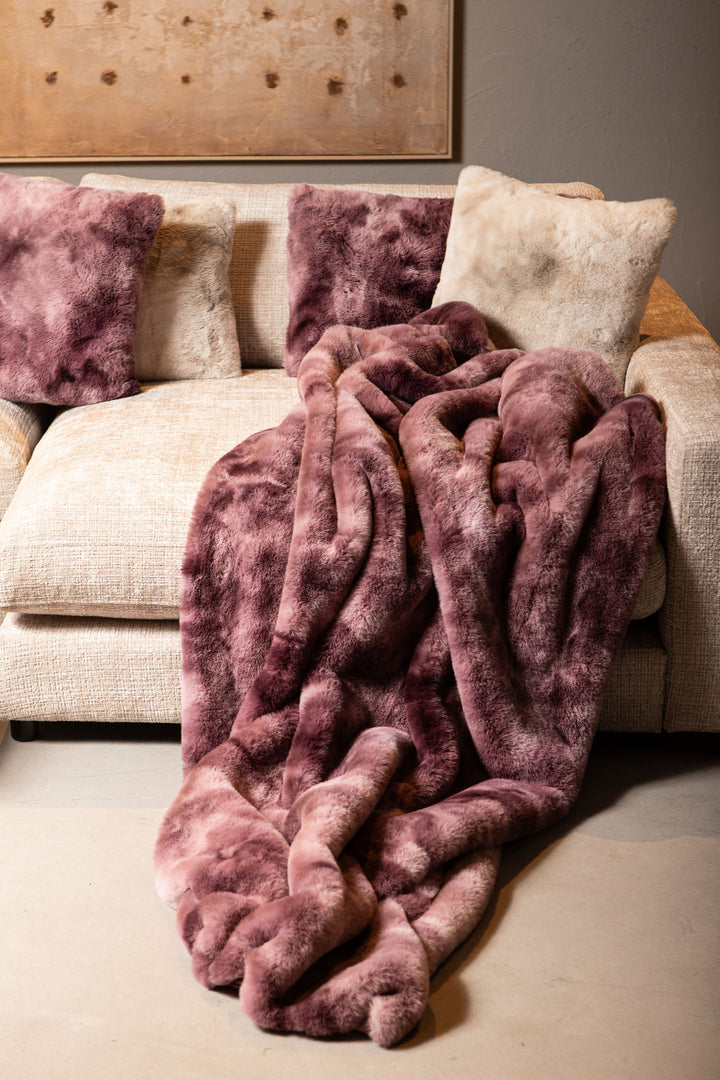 PTMD Linde Kussen – Burgundy Faux Fur – Rechthoek 30x50 cm