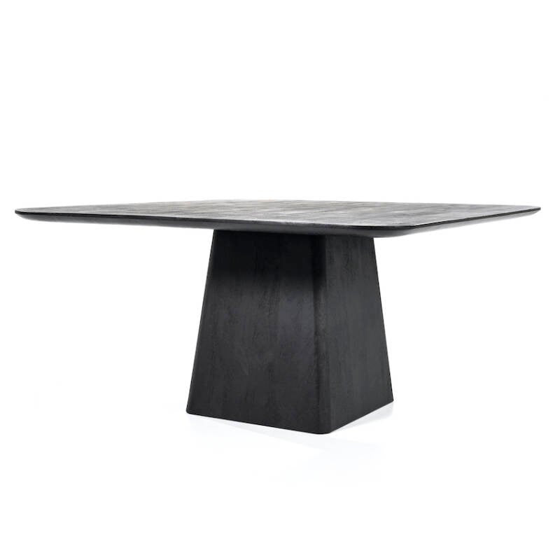 Vierkante eettafel Aron zwart in een eetkamer