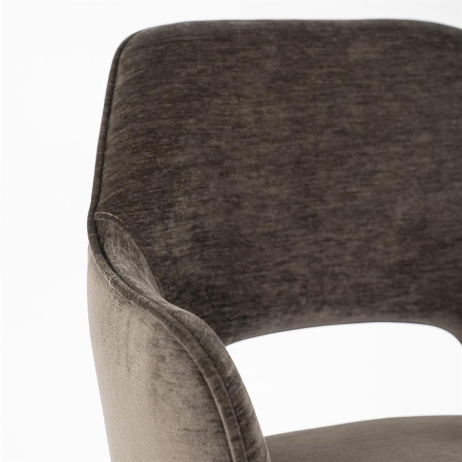Stoel Esmee met armleuning – polyester & metaal bruin mellow
