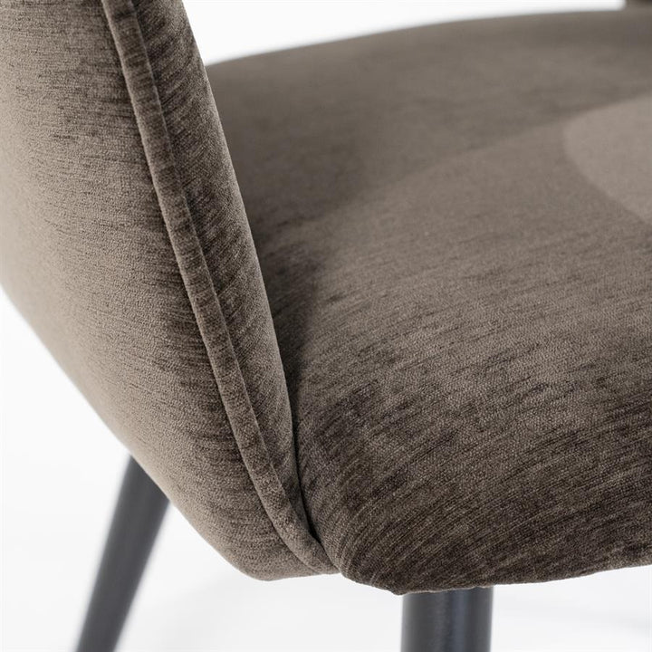 Stoel Esmee met armleuning – polyester & metaal bruin mellow