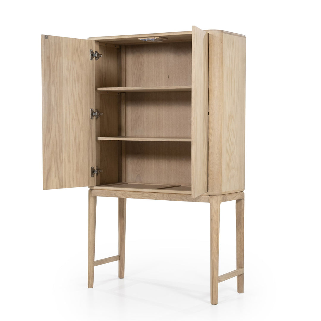 Kabinet Harvey – eikenhout & veneer