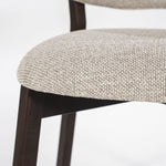 Stoel Mikky – stof & eikenhout bruin taupe moon