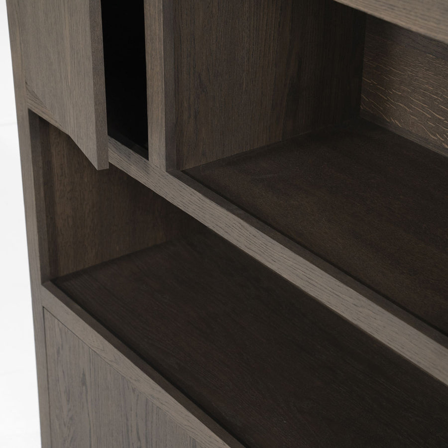 Kabinet Helsinki – eiken & eikenfineer bruin 120x220cm