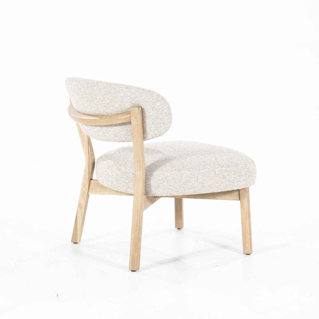 Fauteuil Mikky – stof & eikenhout naturel beige moon