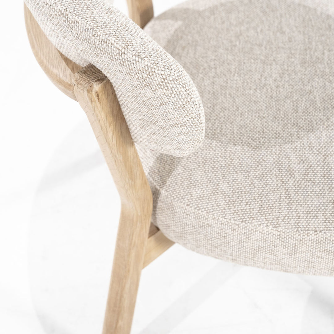 Fauteuil Mikky – stof & eikenhout naturel taupe moon