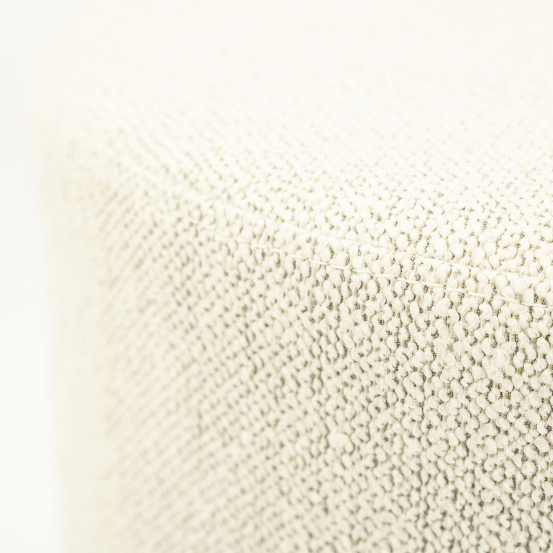 Poef Avah – stof & dennenhout fineer beige mantz small