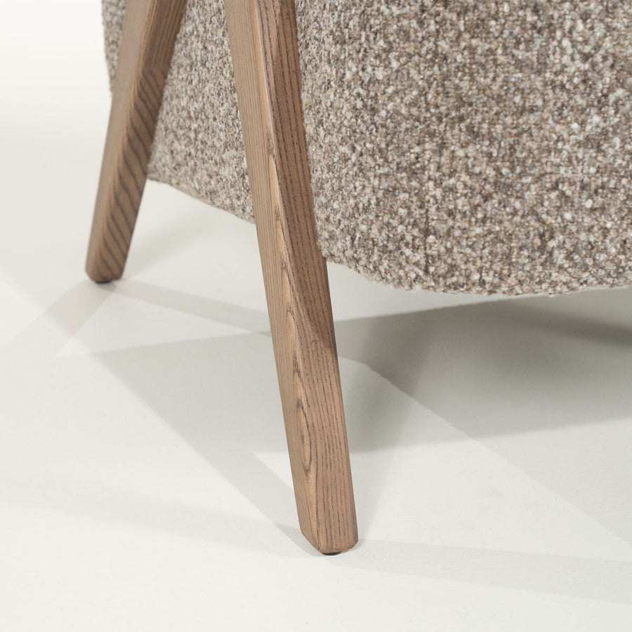 Fauteuil Francis – stof & essenhout taupe flou