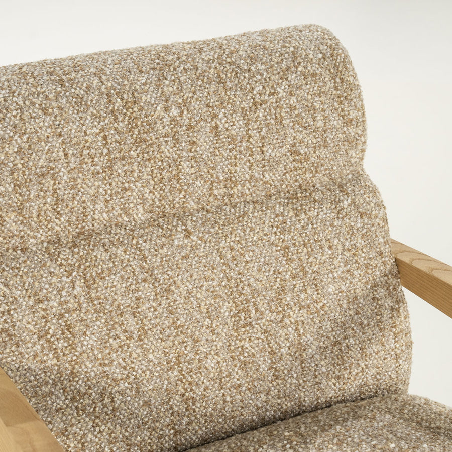 Fauteuil Olek – stof & hout taupe bay