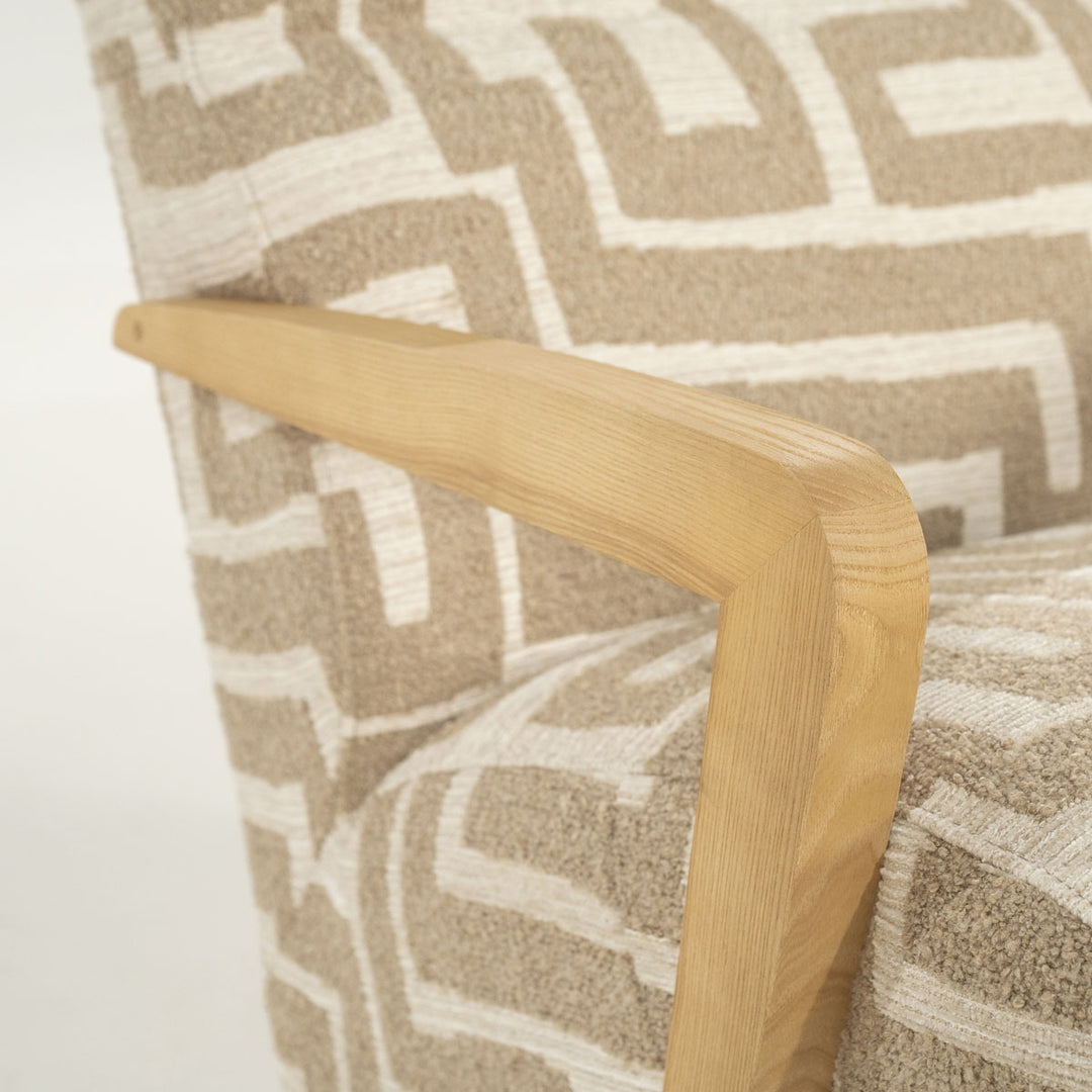 Fauteuil Olek – stof & hout taupe libre