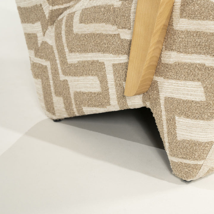 Fauteuil Olek – stof & hout taupe libre