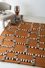 Carpet StripeScape Vloerkleed – Bruin & Caramel