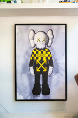 Schilderij Street Art Figuur – Canvas in Zwarte Lijst 93 x 63 cm
