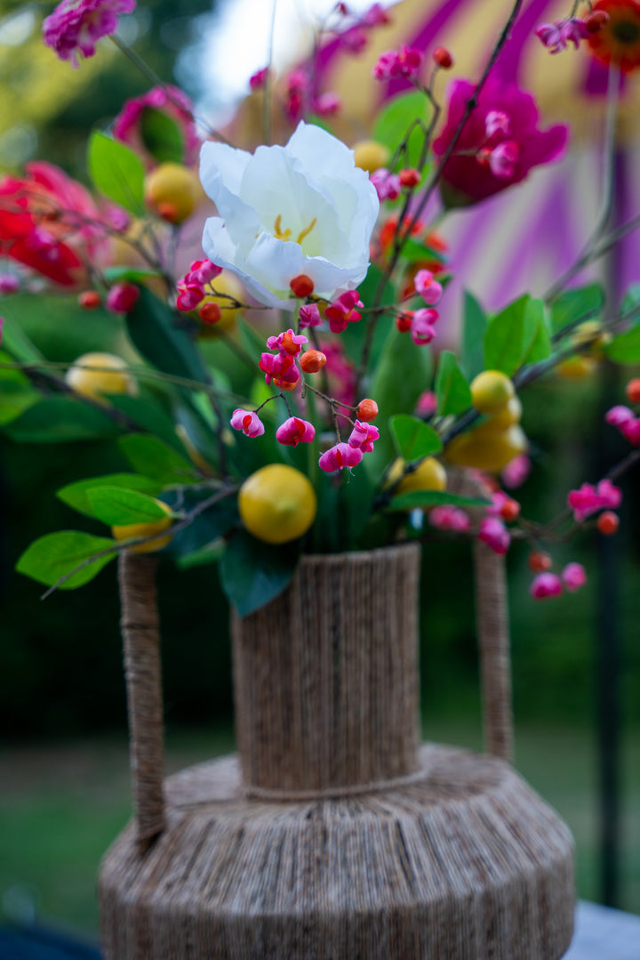 Fruity boeket & rotan vaas