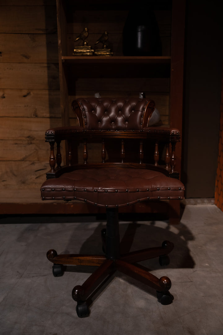 Klassieke Engelse Chesterfield - Bureaustoel - GEBRUIKT