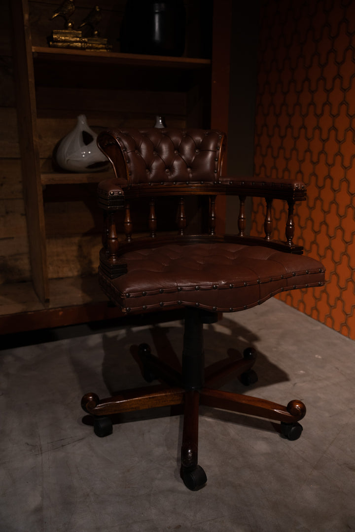 Klassieke Engelse Chesterfield - Bureaustoel - GEBRUIKT