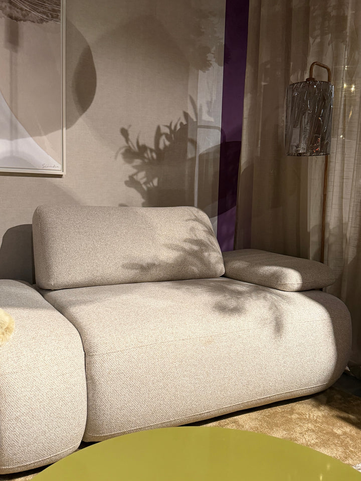Sevn Bank Emilia Beige Showroom model