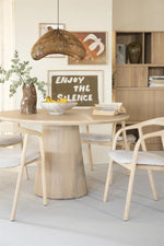 Ronde eettafel Nola 130 cm in een eetkamer