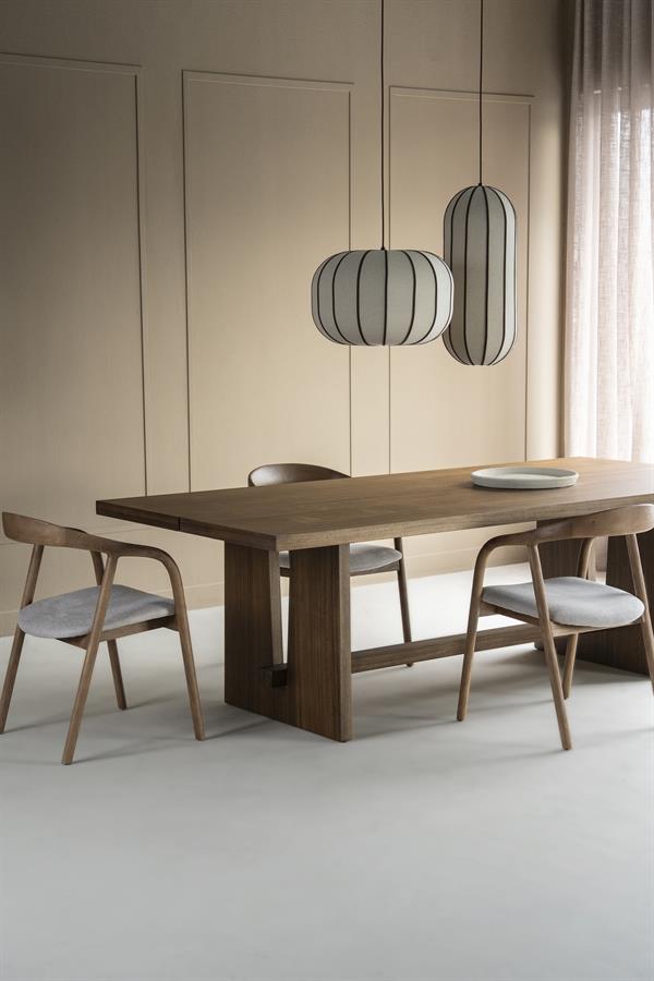 Eettafel Lira 240 cm in een woonkamer