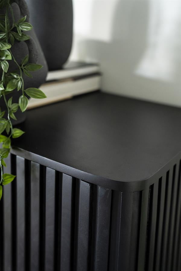 Dressoir Remi – mangohout & metaal 4-drs. zwart