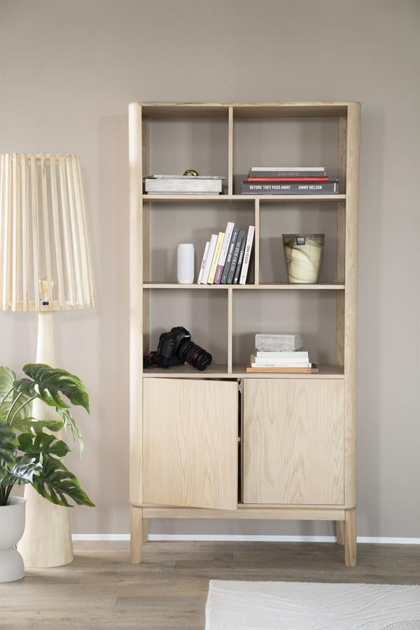 Boekenkast Harvey – eikenhout & veneer bruin